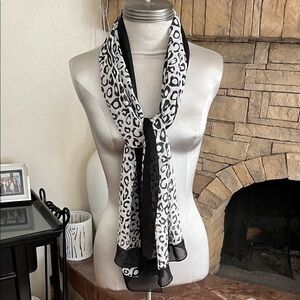 Elegant Black and White Leopard Print Scarf